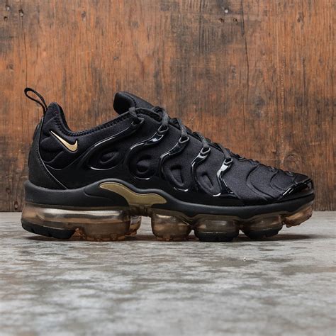 Nike Air VaporMax Plus Sneaker (Men) 